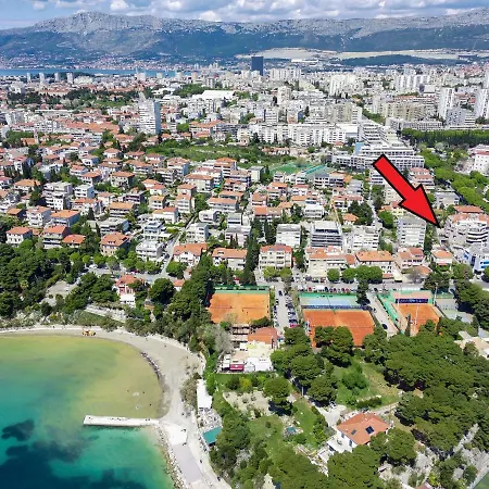 Amadeo شقة سبليت